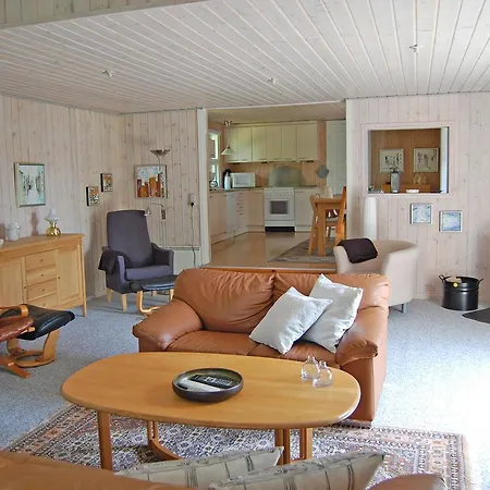 Holiday Nellemannsvej 098852 Holiday home *